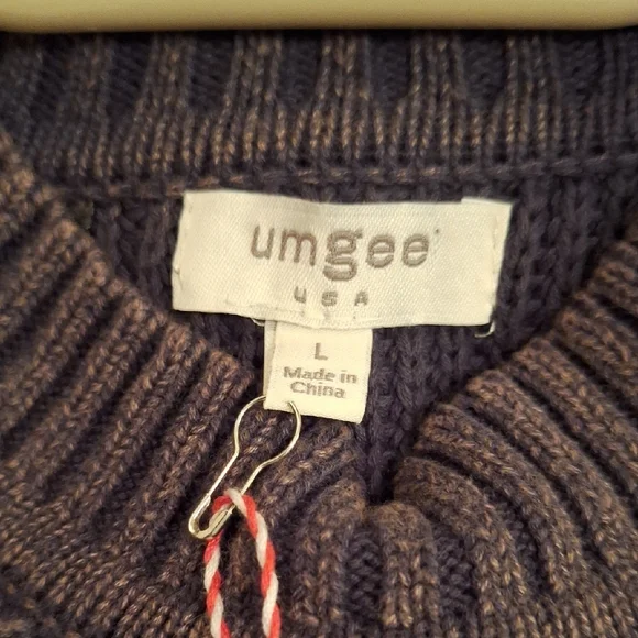 Umgee Dark Gray Cable Knit Cold Shoulder Sweater. NWT Size Large - Picture 11 of 13